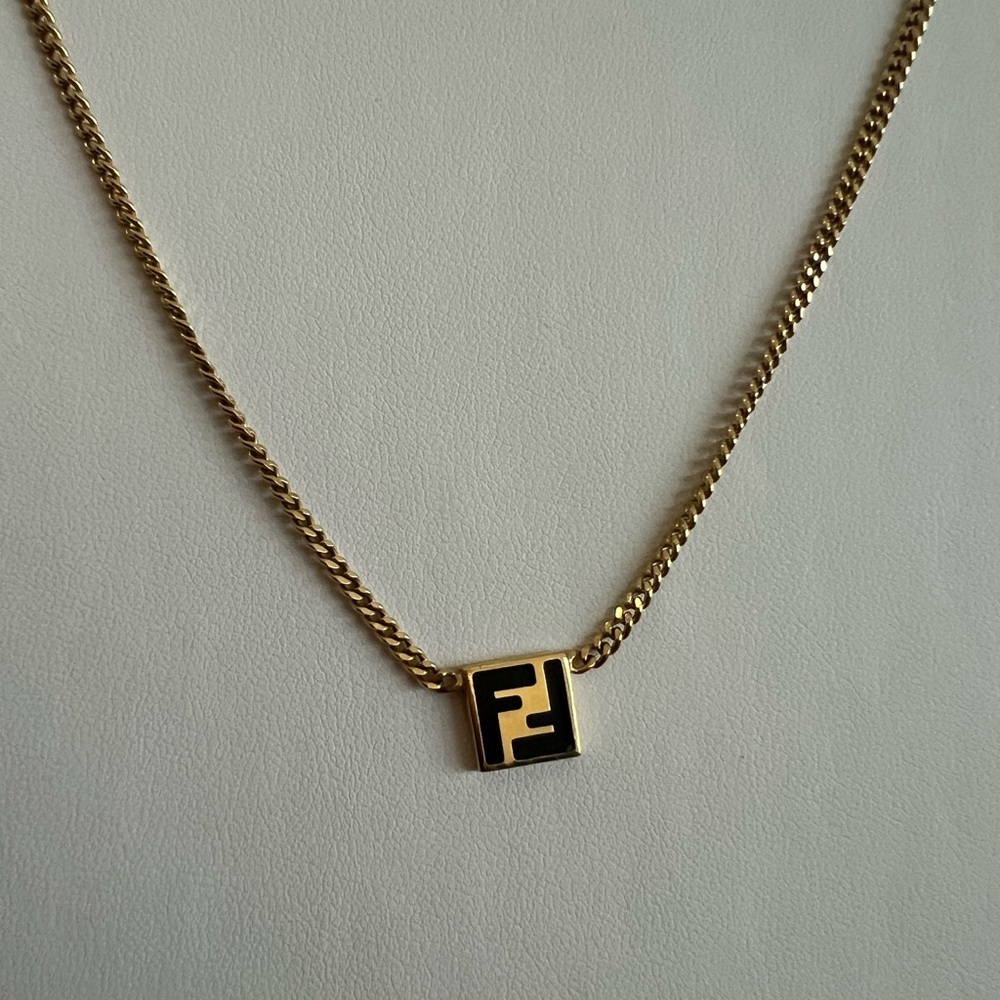 FENDI Necklace Gold Tone - Picture 1 of 5